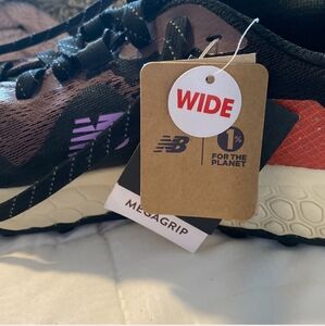 New Balance Women's Fresh Foam Hierro V7 Trail Running Shoe Size 11 D